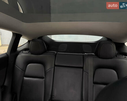 Тесла Model Y, объемом двигателя 0 л и пробегом 63 тыс. км за 25500 $, фото 8 на Automoto.ua
