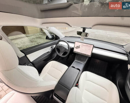 Тесла Model Y, объемом двигателя 0 л и пробегом 61 тыс. км за 24500 $, фото 35 на Automoto.ua