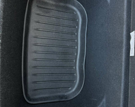 Тесла Model Y, об'ємом двигуна 0 л та пробігом 98 тис. км за 23400 $, фото 21 на Automoto.ua