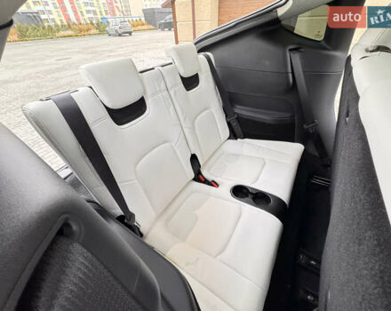 Тесла Model Y, объемом двигателя 0 л и пробегом 61 тыс. км за 24500 $, фото 33 на Automoto.ua