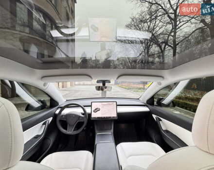 Тесла Model Y, объемом двигателя 0 л и пробегом 61 тыс. км за 24500 $, фото 26 на Automoto.ua