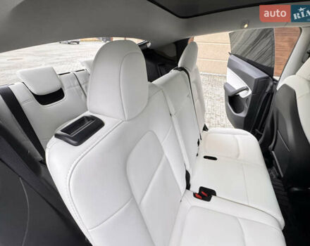 Тесла Model Y, объемом двигателя 0 л и пробегом 61 тыс. км за 24500 $, фото 34 на Automoto.ua