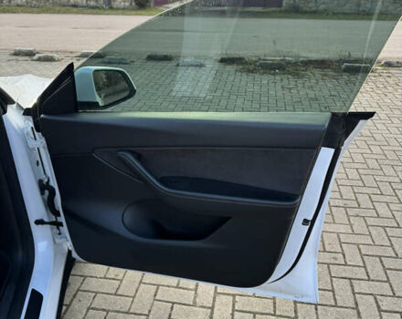 Тесла Model Y, об'ємом двигуна 0 л та пробігом 98 тис. км за 23400 $, фото 16 на Automoto.ua