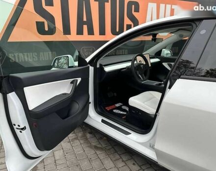 Тесла Model Y, объемом двигателя 0 л и пробегом 60 тыс. км за 28000 $, фото 12 на Automoto.ua