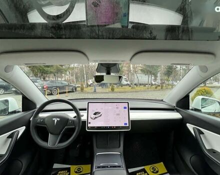 Тесла Model Y, объемом двигателя 0 л и пробегом 88 тыс. км за 26800 $, фото 12 на Automoto.ua