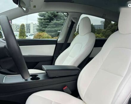 Тесла Model Y, объемом двигателя 0 л и пробегом 88 тыс. км за 26800 $, фото 8 на Automoto.ua