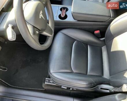 Тесла Model Y, объемом двигателя 0 л и пробегом 97 тыс. км за 27500 $, фото 4 на Automoto.ua