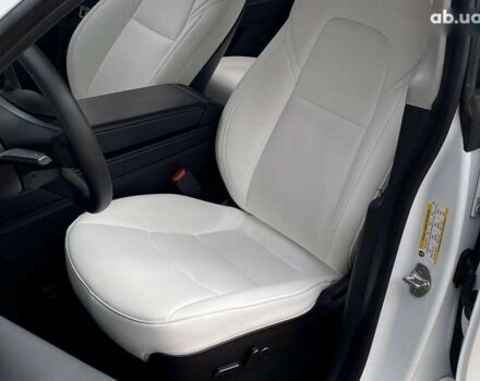 Тесла Model Y, объемом двигателя 0 л и пробегом 115 тыс. км за 25999 $, фото 12 на Automoto.ua