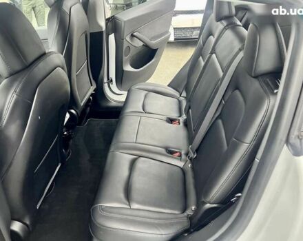 Тесла Model Y, объемом двигателя 0 л и пробегом 115 тыс. км за 25800 $, фото 10 на Automoto.ua