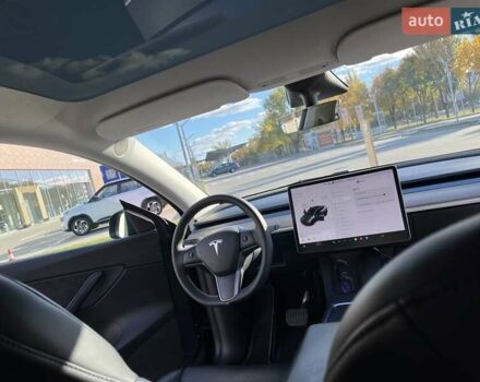Тесла Model Y, объемом двигателя 0 л и пробегом 97 тыс. км за 27500 $, фото 10 на Automoto.ua