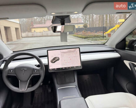 Тесла Model Y, объемом двигателя 0 л и пробегом 61 тыс. км за 24500 $, фото 27 на Automoto.ua