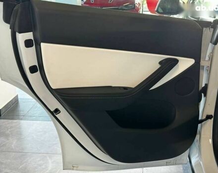 Тесла Model Y, объемом двигателя 0 л и пробегом 1 тыс. км за 29500 $, фото 19 на Automoto.ua