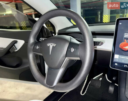 Тесла Model Y, объемом двигателя 0 л и пробегом 65 тыс. км за 23500 $, фото 43 на Automoto.ua