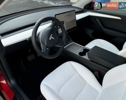 Тесла Model Y, объемом двигателя 0 л и пробегом 55 тыс. км за 29950 $, фото 13 на Automoto.ua
