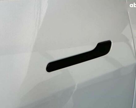 Тесла Model Y, объемом двигателя 0 л и пробегом 1 тыс. км за 29500 $, фото 15 на Automoto.ua