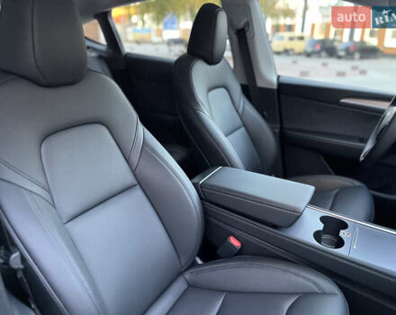 Тесла Model Y, объемом двигателя 0 л и пробегом 7 тыс. км за 59599 $, фото 53 на Automoto.ua