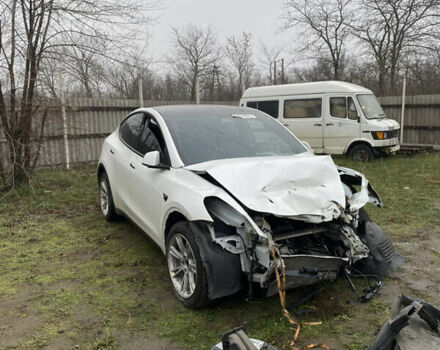 Тесла Model Y, объемом двигателя 0 л и пробегом 70 тыс. км за 15500 $, фото 1 на Automoto.ua