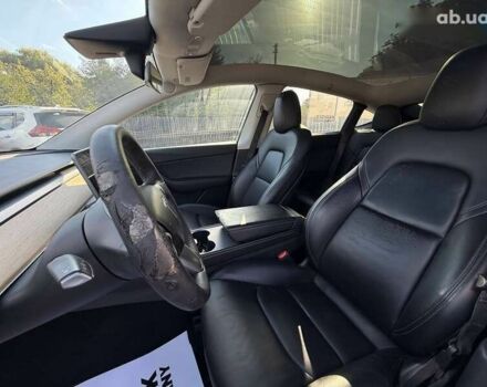 Тесла Model Y 2022 у Луцьку на Automoto.ua Тесла Model Y, об'ємом двигуна 0 л та пробігом 243 тис. км за 18500 $, фото 12 на Automoto.ua