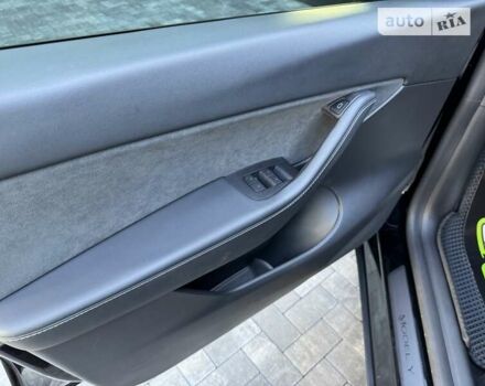 Тесла Model Y, объемом двигателя 0 л и пробегом 25 тыс. км за 29900 $, фото 46 на Automoto.ua