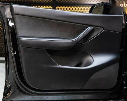 Тесла Model Y, объемом двигателя 0 л и пробегом 155 тыс. км за 22000 $, фото 15 на Automoto.ua