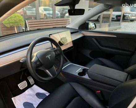 Тесла Model Y, объемом двигателя 0 л и пробегом 66 тыс. км за 28500 $, фото 12 на Automoto.ua