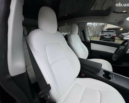Тесла Model Y, объемом двигателя 0 л и пробегом 45 тыс. км за 25999 $, фото 25 на Automoto.ua