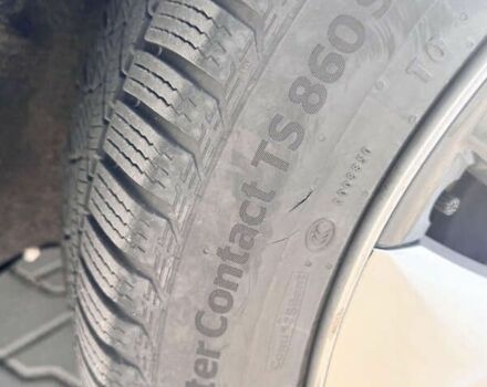 Тесла Model Y, объемом двигателя 0 л и пробегом 140 тыс. км за 24500 $, фото 20 на Automoto.ua