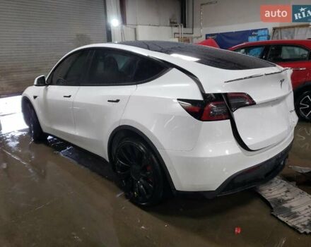 Тесла Model Y, объемом двигателя 0 л и пробегом 23 тыс. км за 12000 $, фото 1 на Automoto.ua