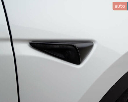 Тесла Model Y, объемом двигателя 0 л и пробегом 54 тыс. км за 28900 $, фото 19 на Automoto.ua
