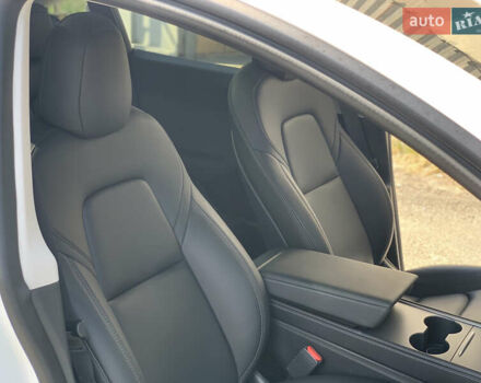 Тесла Model Y, объемом двигателя 0 л и пробегом 26 тыс. км за 35000 $, фото 20 на Automoto.ua