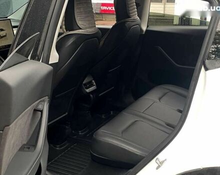 Тесла Model Y, объемом двигателя 0 л и пробегом 81 тыс. км за 32500 $, фото 14 на Automoto.ua