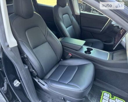 Тесла Model Y, объемом двигателя 0 л и пробегом 25 тыс. км за 29900 $, фото 44 на Automoto.ua