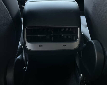 Тесла Model Y, объемом двигателя 0 л и пробегом 15 тыс. км за 35500 $, фото 15 на Automoto.ua