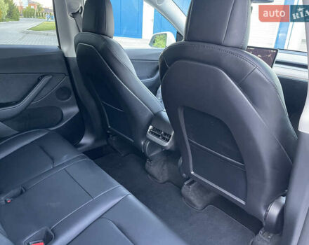 Тесла Model Y, объемом двигателя 0 л и пробегом 37 тыс. км за 30000 $, фото 2 на Automoto.ua