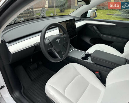 Тесла Model Y, объемом двигателя 0 л и пробегом 21 тыс. км за 46500 $, фото 1 на Automoto.ua