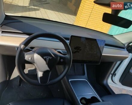 Тесла Model Y, объемом двигателя 0 л и пробегом 20 тыс. км за 32000 $, фото 13 на Automoto.ua
