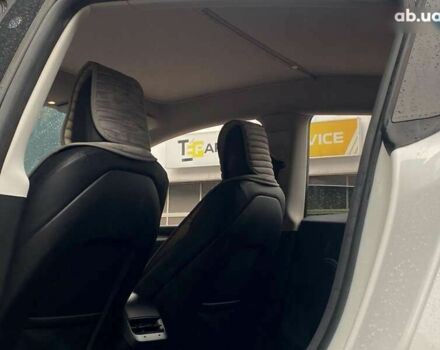 Тесла Model Y, объемом двигателя 0 л и пробегом 81 тыс. км за 32500 $, фото 15 на Automoto.ua