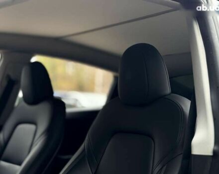 Тесла Model Y, объемом двигателя 0 л и пробегом 40 тыс. км за 29999 $, фото 13 на Automoto.ua