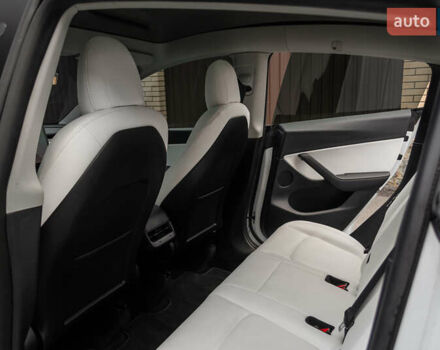 Тесла Model Y, объемом двигателя 0 л и пробегом 54 тыс. км за 28900 $, фото 26 на Automoto.ua