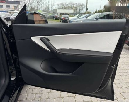 Тесла Model Y, объемом двигателя 0 л и пробегом 45 тыс. км за 25999 $, фото 23 на Automoto.ua