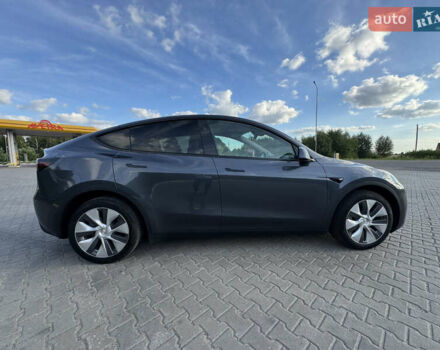 Тесла Model Y, объемом двигателя 0 л и пробегом 23 тыс. км за 29900 $, фото 6 на Automoto.ua