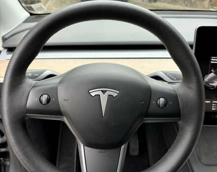 Тесла Model Y, объемом двигателя 0 л и пробегом 17 тыс. км за 25500 $, фото 13 на Automoto.ua
