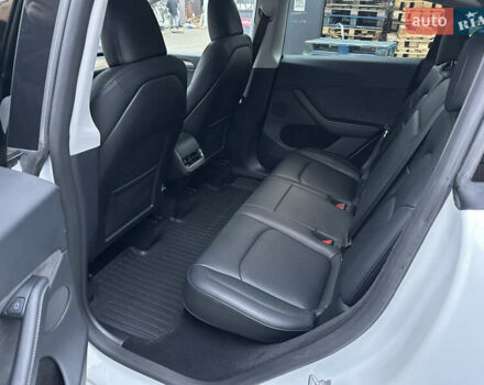 Тесла Model Y, об'ємом двигуна 0 л та пробігом 195 тис. км за 24000 $, фото 6 на Automoto.ua