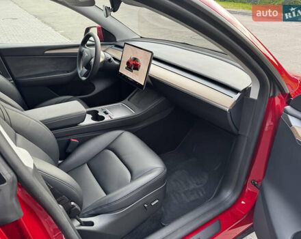Тесла Model Y, объемом двигателя 0 л и пробегом 54 тыс. км за 29800 $, фото 5 на Automoto.ua