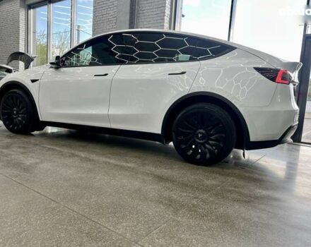 Тесла Model Y, объемом двигателя 0 л и пробегом 16 тыс. км за 27999 $, фото 6 на Automoto.ua
