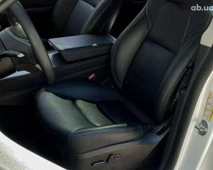 Тесла Model Y, объемом двигателя 0 л и пробегом 38 тыс. км за 32999 $, фото 11 на Automoto.ua