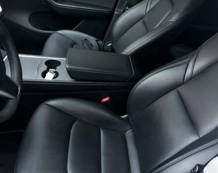 Тесла Model Y, объемом двигателя 0 л и пробегом 25 тыс. км за 25700 $, фото 7 на Automoto.ua