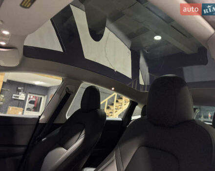 Тесла Model Y, об'ємом двигуна 0 л та пробігом 15 тис. км за 28200 $, фото 17 на Automoto.ua