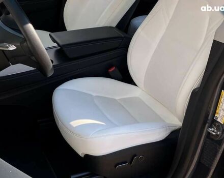 Тесла Model Y, объемом двигателя 0 л и пробегом 32 тыс. км за 32999 $, фото 16 на Automoto.ua