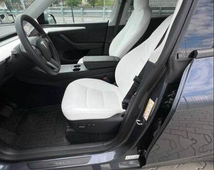 Тесла Model Y, объемом двигателя 0 л и пробегом 21 тыс. км за 27900 $, фото 22 на Automoto.ua